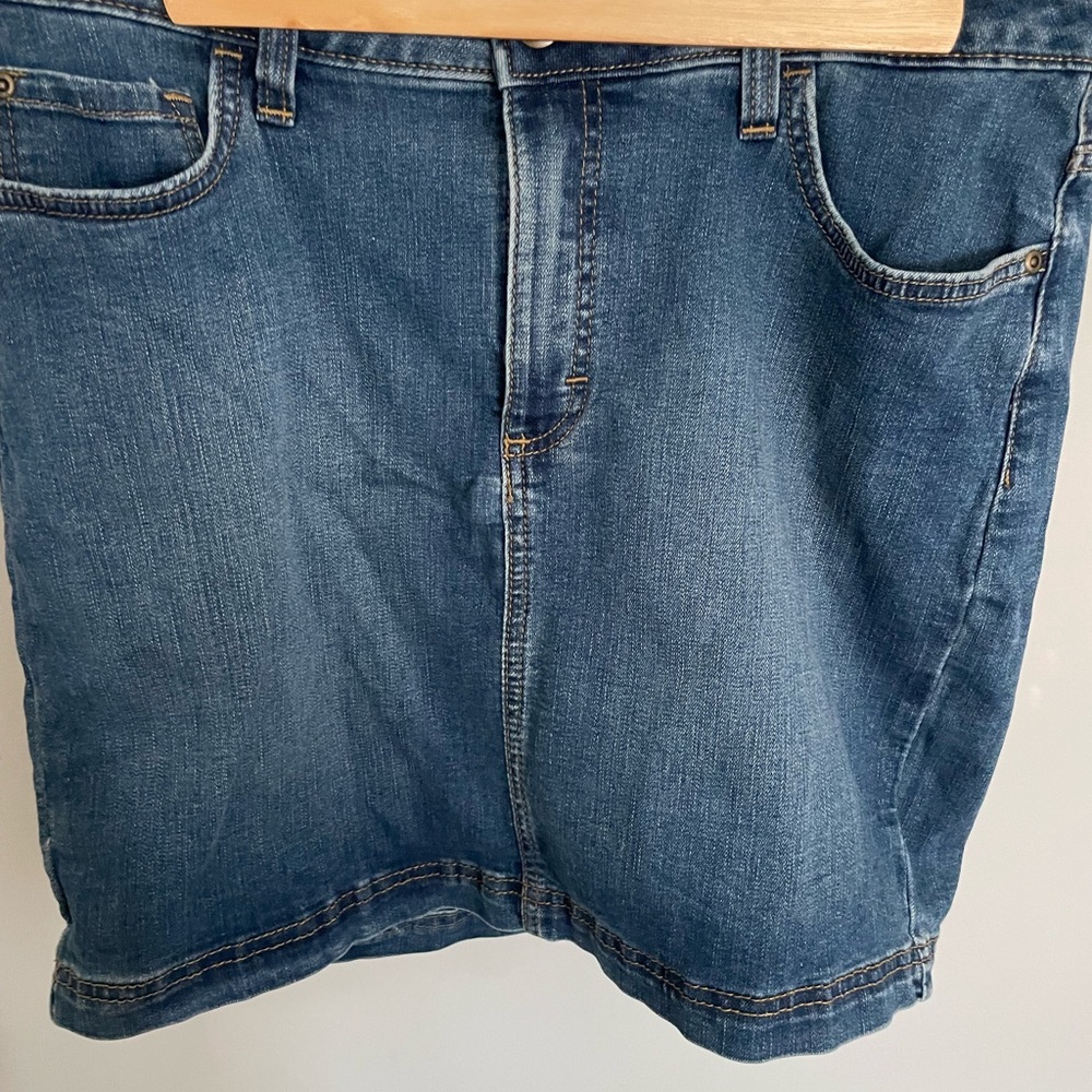 Lee Women's Blue Denim Skirt